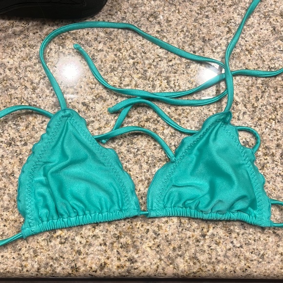 Luli Fama bikini top - Picture 5 of 6